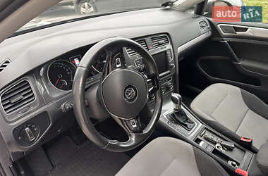 Хэтчбек Volkswagen e-Golf 2014 в Тернополе