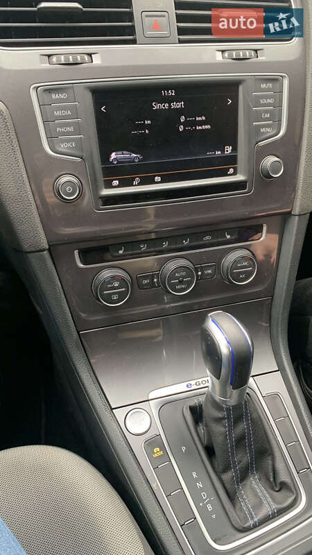 Хетчбек Volkswagen e-Golf 2015 в Запоріжжі