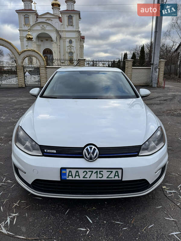 Volkswagen e-Golf 2016