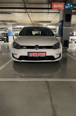 Хетчбек Volkswagen e-Golf 2014 в Львові