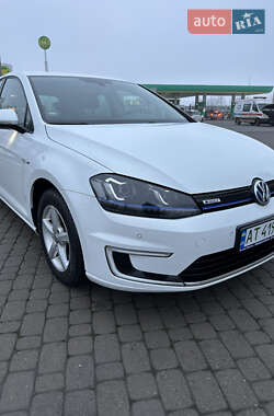 Хэтчбек Volkswagen e-Golf 2014 в Ивано-Франковске