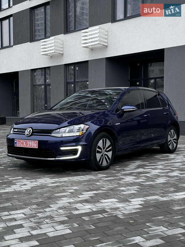 Хетчбек Volkswagen e-Golf 2019 в Києві