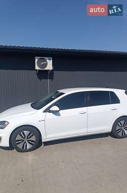 Хетчбек Volkswagen e-Golf 2014 в Львові