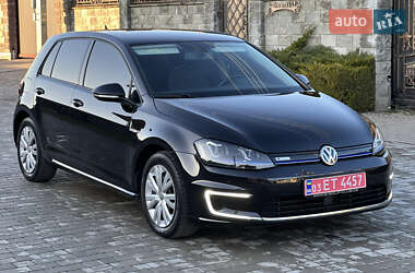 Хетчбек Volkswagen e-Golf 2015 в Рівному