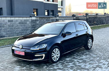 Хетчбек Volkswagen e-Golf 2015 в Рівному