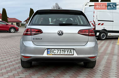 Хэтчбек Volkswagen e-Golf 2016 в Городке