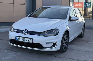 Хетчбек Volkswagen e-Golf 2014 в Дніпрі