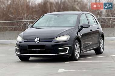 Хетчбек Volkswagen e-Golf 2014 в Києві