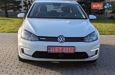 Хетчбек Volkswagen e-Golf 2015 в Дрогобичі