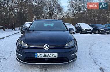 Хетчбек Volkswagen e-Golf 2015 в Львові