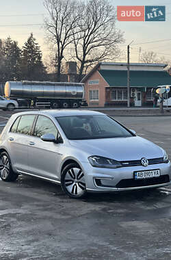 Хетчбек Volkswagen e-Golf 2014 в Немирові