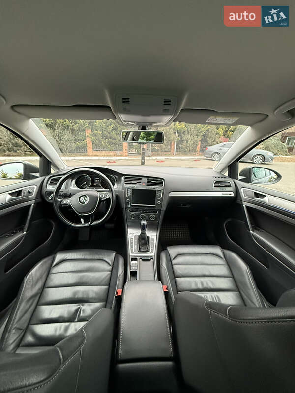 Хэтчбек Volkswagen e-Golf 2014 в Одессе