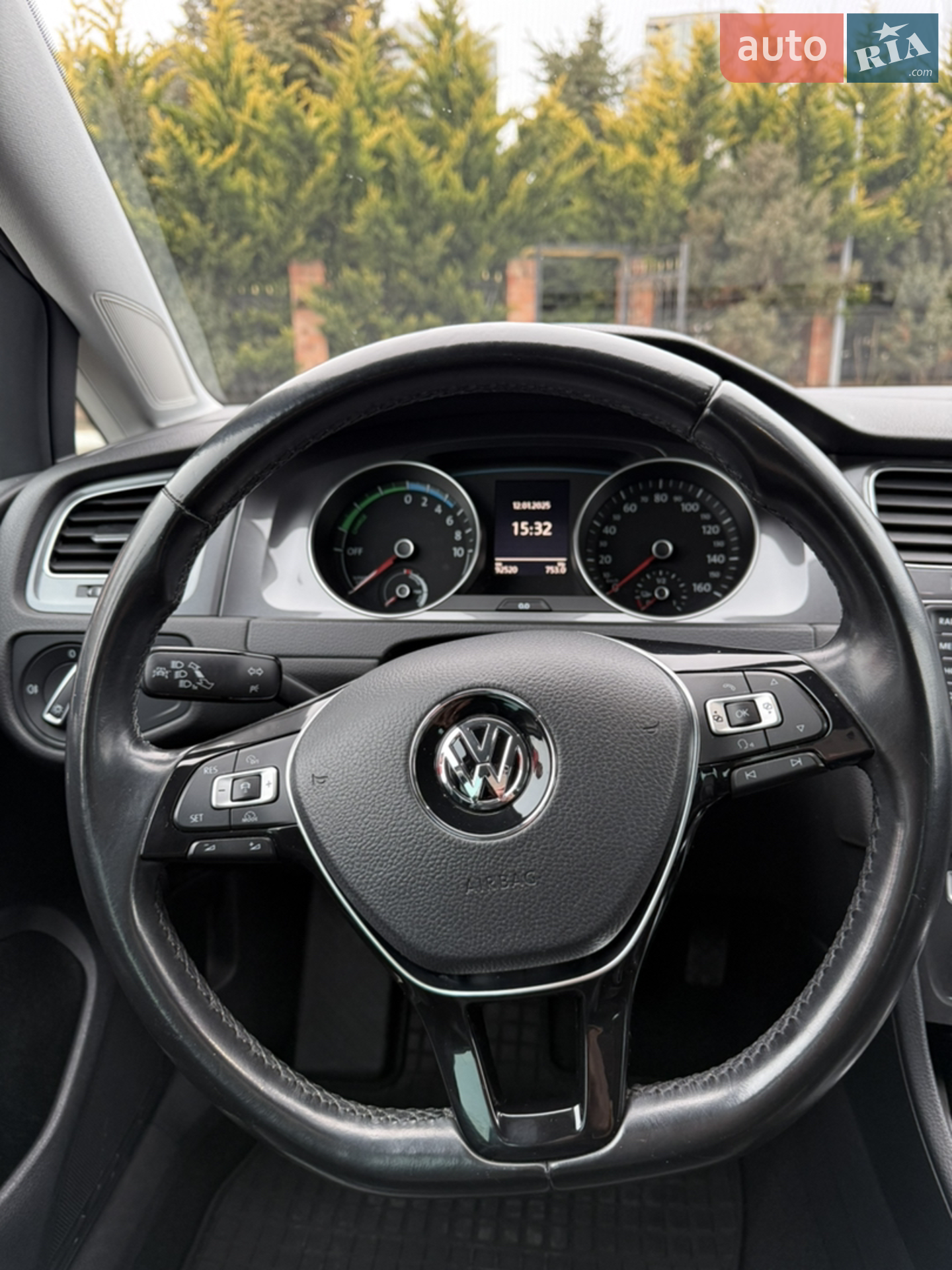 2014 Volkswagen Golf - мініатюра 35