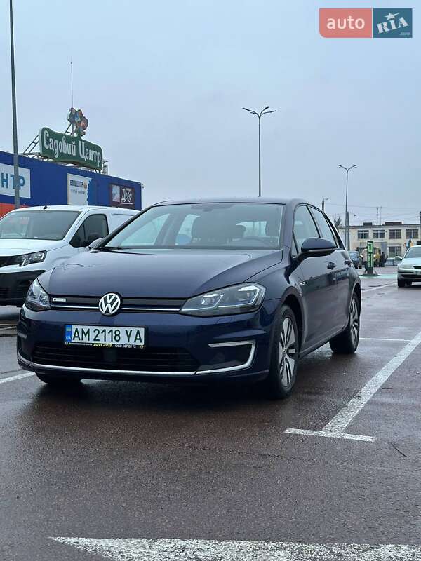 Хетчбек Volkswagen e-Golf 2018 в Житомирі