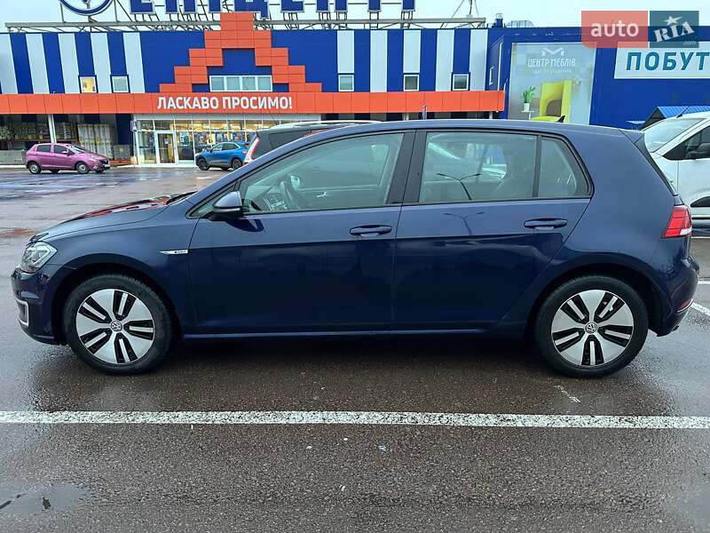 Хетчбек Volkswagen e-Golf 2018 в Житомирі