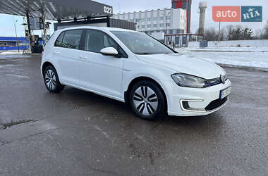 Хетчбек Volkswagen e-Golf 2015 в Дубні