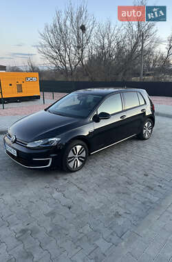 Хетчбек Volkswagen e-Golf 2017 в Одесі