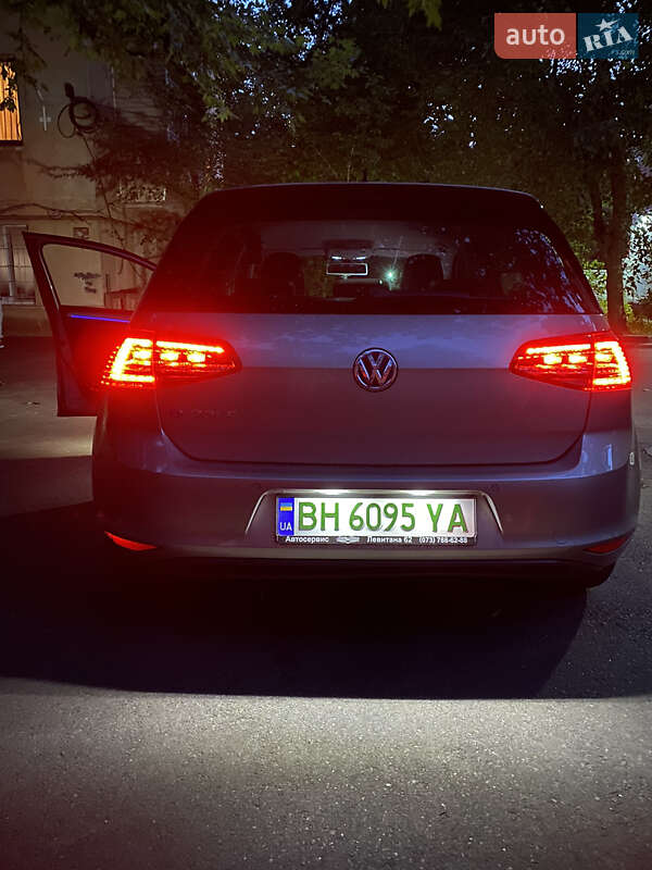 Хэтчбек Volkswagen e-Golf 2016 в Одессе