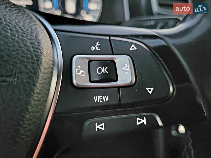 Хетчбек Volkswagen e-Golf 2018 в Ужгороді