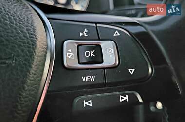 Хэтчбек Volkswagen e-Golf 2018 в 