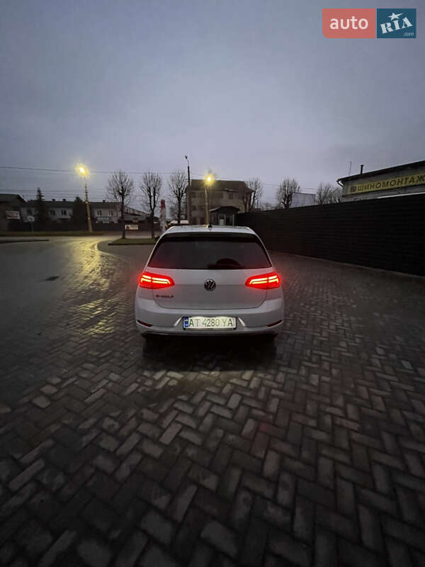 Хетчбек Volkswagen e-Golf 2019 в Івано-Франківську