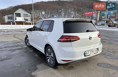 Хэтчбек Volkswagen e-Golf 2014 в 