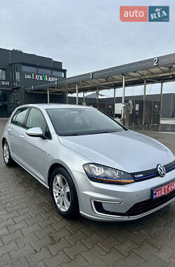 Хэтчбек Volkswagen e-Golf 2015 в Львове