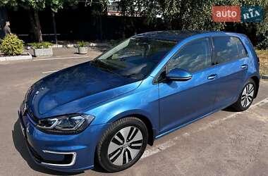 Хэтчбек Volkswagen e-Golf 2015 в Нежине