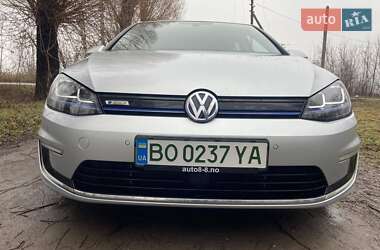 Хетчбек Volkswagen e-Golf 2015 в Летичіві