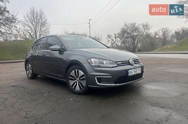 Хэтчбек Volkswagen e-Golf 2017 в Кропивницком