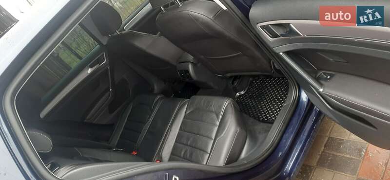 Хетчбек Volkswagen e-Golf 2016 в Житомирі