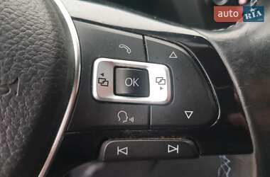 Хетчбек Volkswagen e-Golf 2017 в 