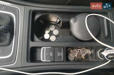 Хетчбек Volkswagen e-Golf 2017 в 