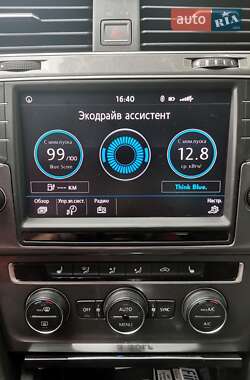 Хетчбек Volkswagen e-Golf 2017 в 