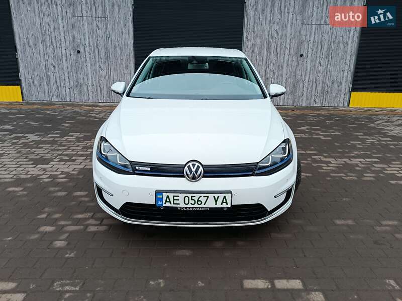 Хэтчбек Volkswagen e-Golf 2015 в Кривом Роге