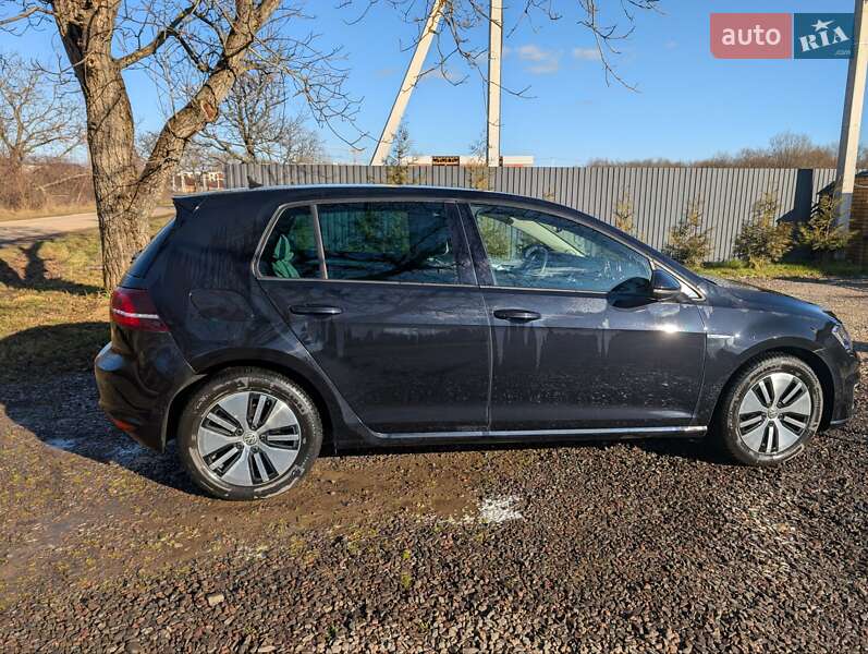 Хэтчбек Volkswagen e-Golf 2015 в Ужгороде фото 11 Хэтчбек Volkswagen e-Golf 2015 в Ужгороде