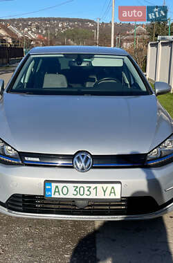 Хэтчбек Volkswagen e-Golf 2014 в Ужгороде