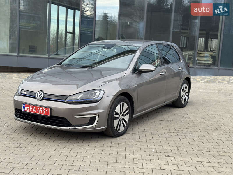 Хетчбек Volkswagen e-Golf 2016 в Рівному