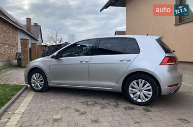 Хетчбек Volkswagen e-Golf 2019 в Ужгороді