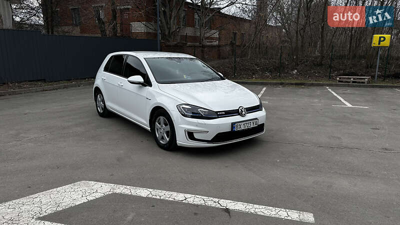 Хетчбек Volkswagen e-Golf 2017 в Кам'янець-Подільському