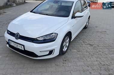 Хетчбек Volkswagen e-Golf 2015 в Калуші