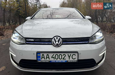 Хетчбек Volkswagen e-Golf 2017 в 