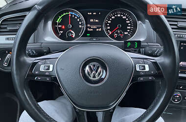 Хэтчбек Volkswagen e-Golf 2014 в Сумах