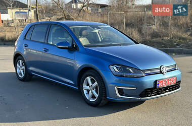 Хэтчбек Volkswagen e-Golf 2015 в Луцке