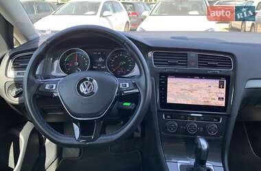 Хэтчбек Volkswagen e-Golf 2020 в Львове