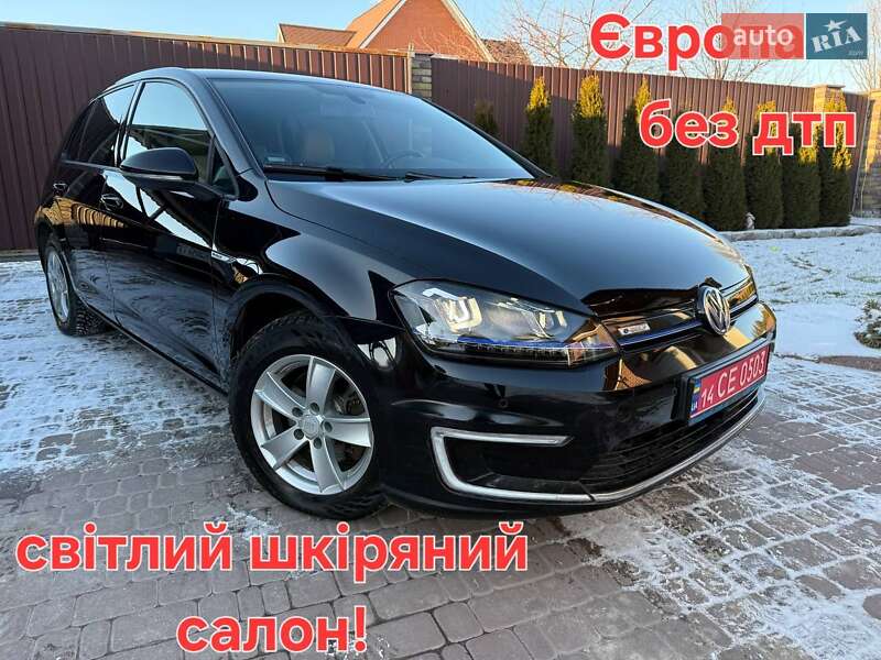 Хетчбек Volkswagen e-Golf 2014 в Києві