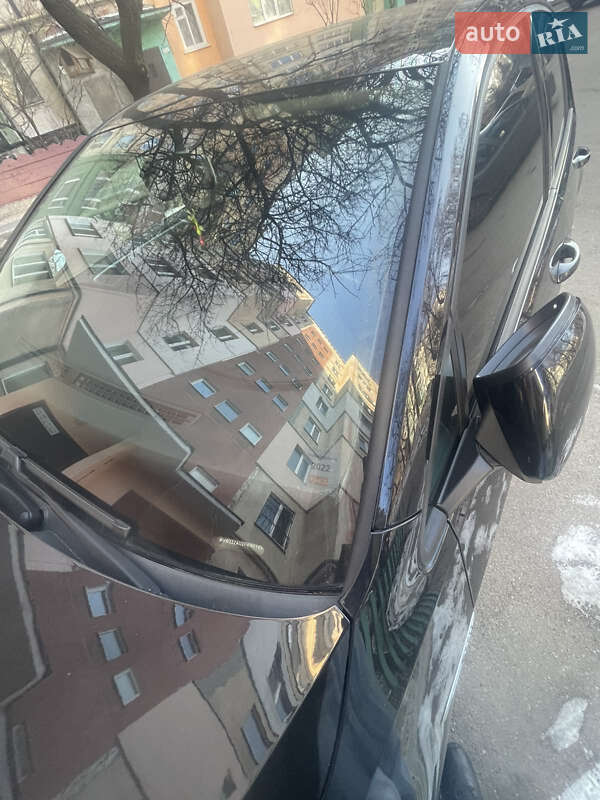 Хетчбек Volkswagen e-Golf 2014 в Полтаві