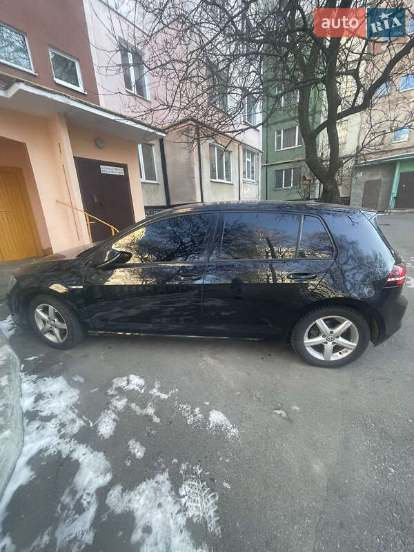 Хетчбек Volkswagen e-Golf 2014 в Полтаві