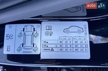 Хэтчбек Volkswagen e-Golf 2020 в 