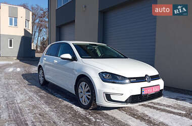 Хэтчбек Volkswagen e-Golf 2014 в Радехове